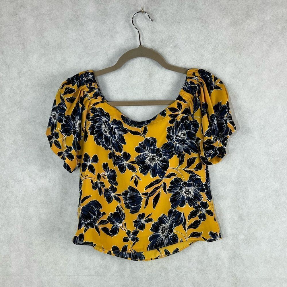 Olivaceous SzXS Off the Shoulder Yellow Blue Floral Crop Top
